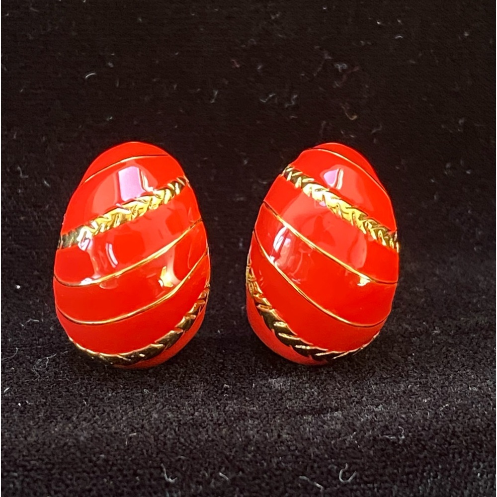 Vintage QVC Joan Rivers Classics Collection “Nautical J Hoop” Red Clip Earrings
